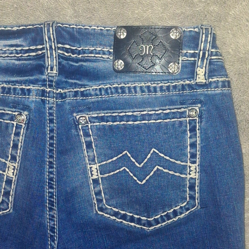 Nwot Miss Me Mid-Rise Boot Cut Jeans- Never Worn!